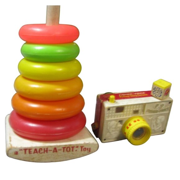 Vintage Teach-A-Tot Stacking Rings & Fisher-Price 1960s Toy Camera Bundle - Picture 2 of 5